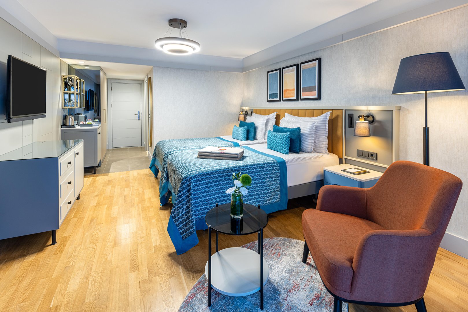 Superior Room Land View