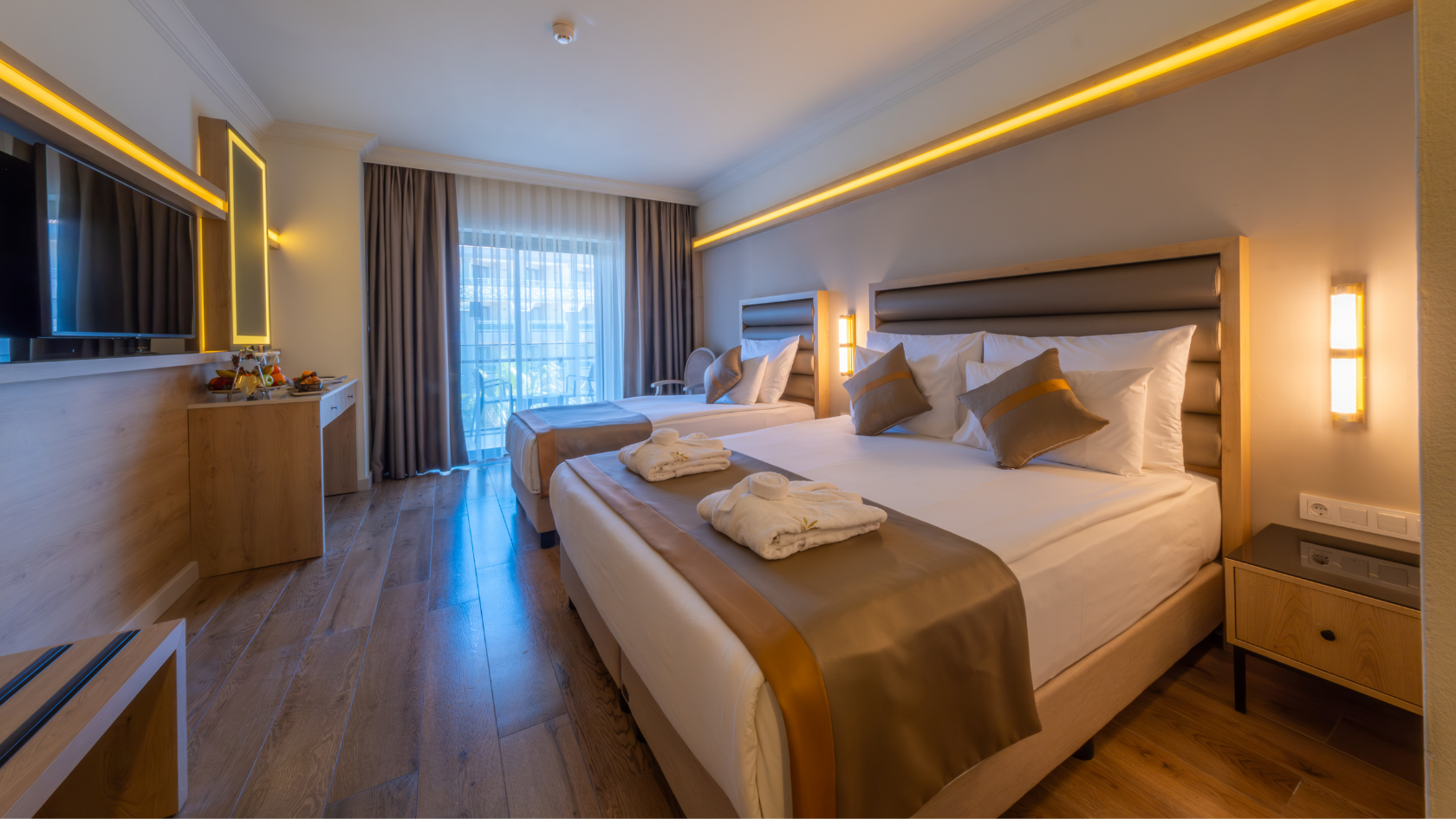 STANDARD ROOM SIDE SEA VIEW