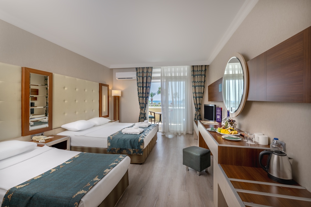 STANDARD ROOM WITH BALCONY