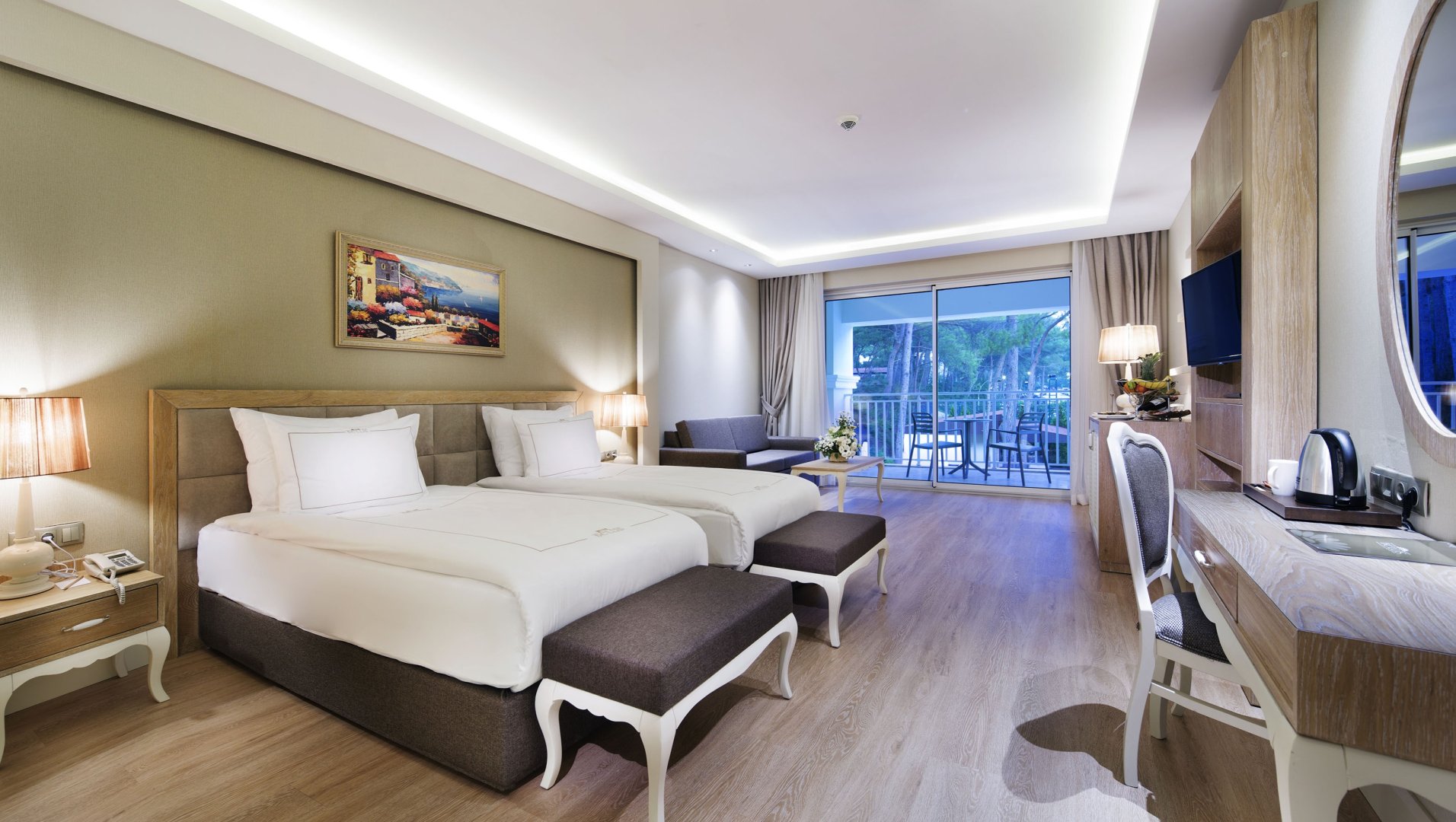 JASMINE POOL VIEW FAMILY 