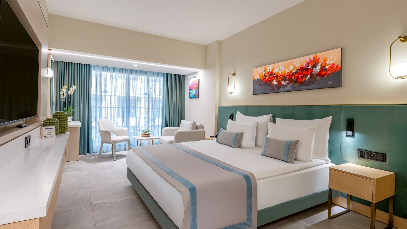 ATRIUM ROOM WITH BALCONY