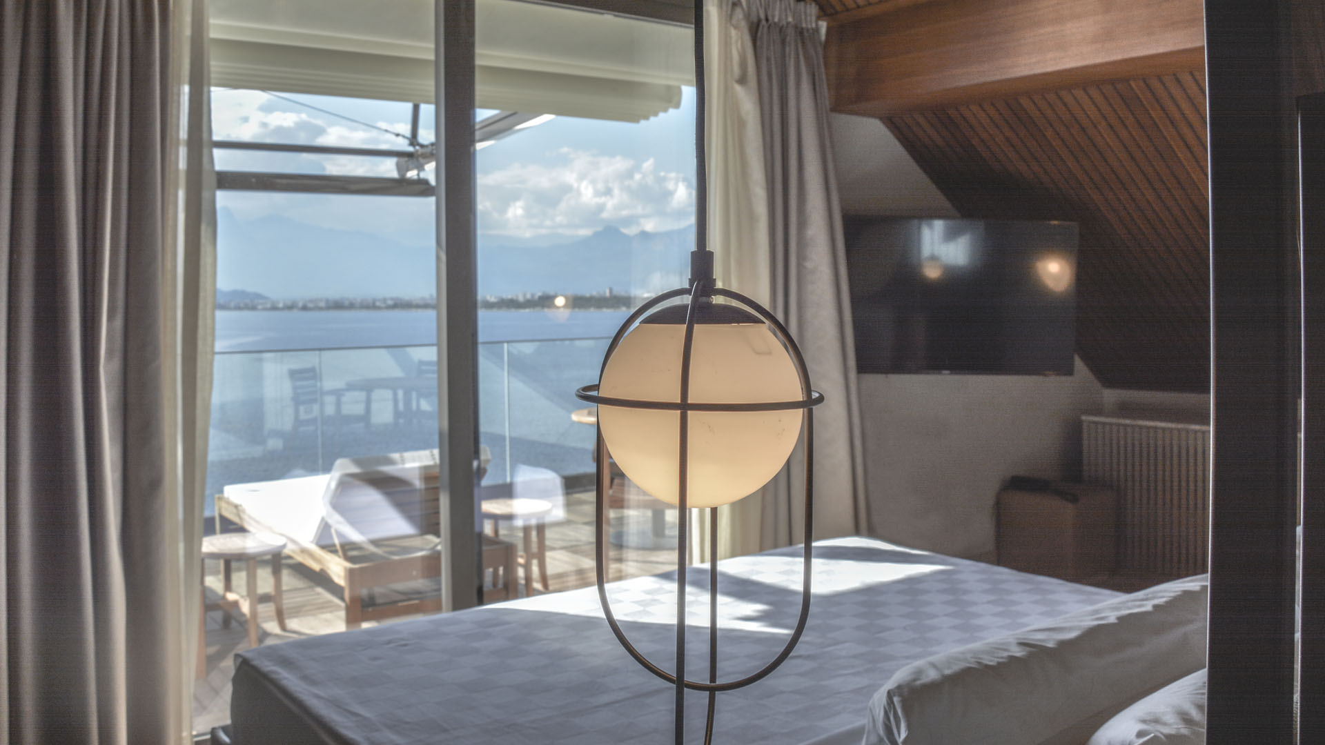 Grace Penthouse Suite