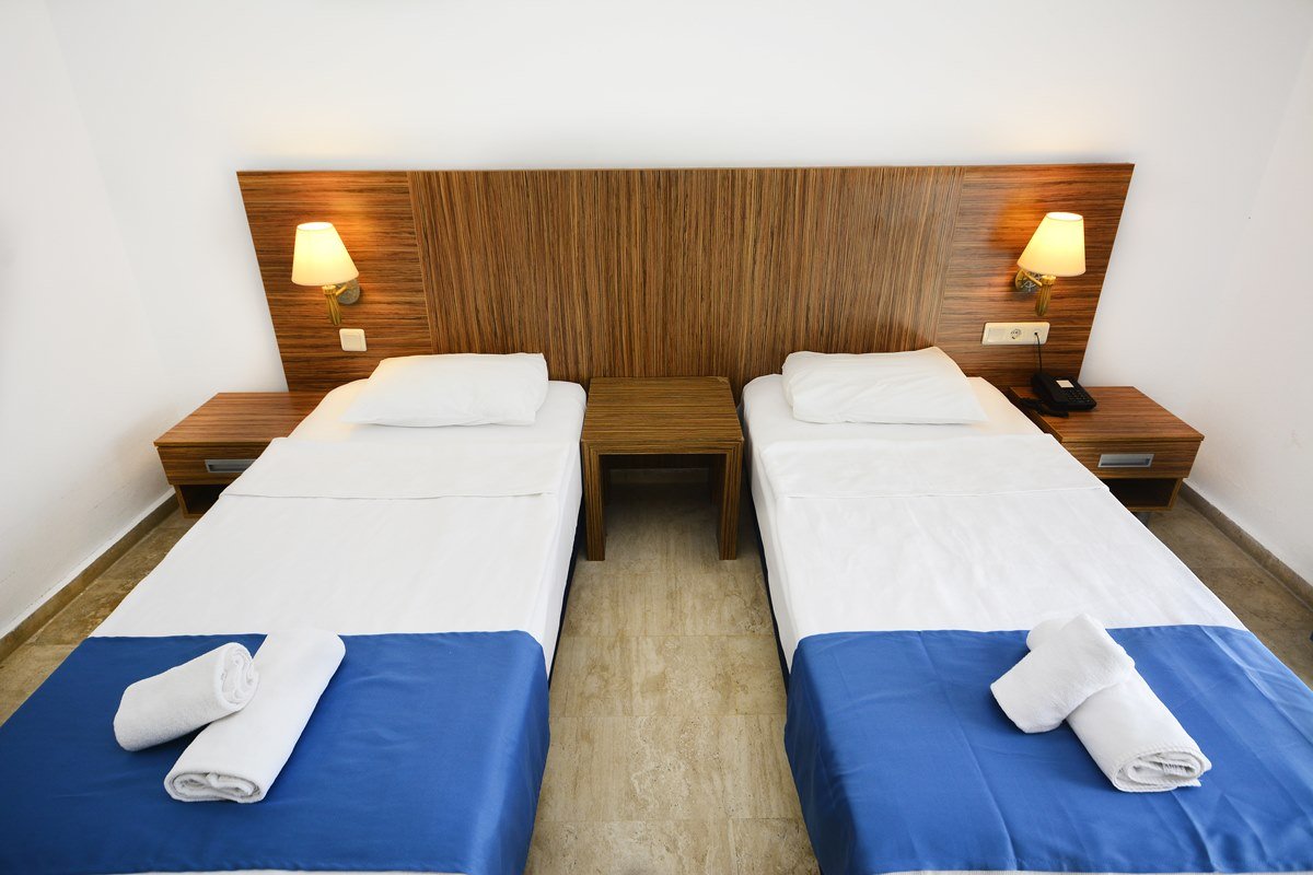 STANDARD ROOM LANDVIEW BALCONY OR TERRACE