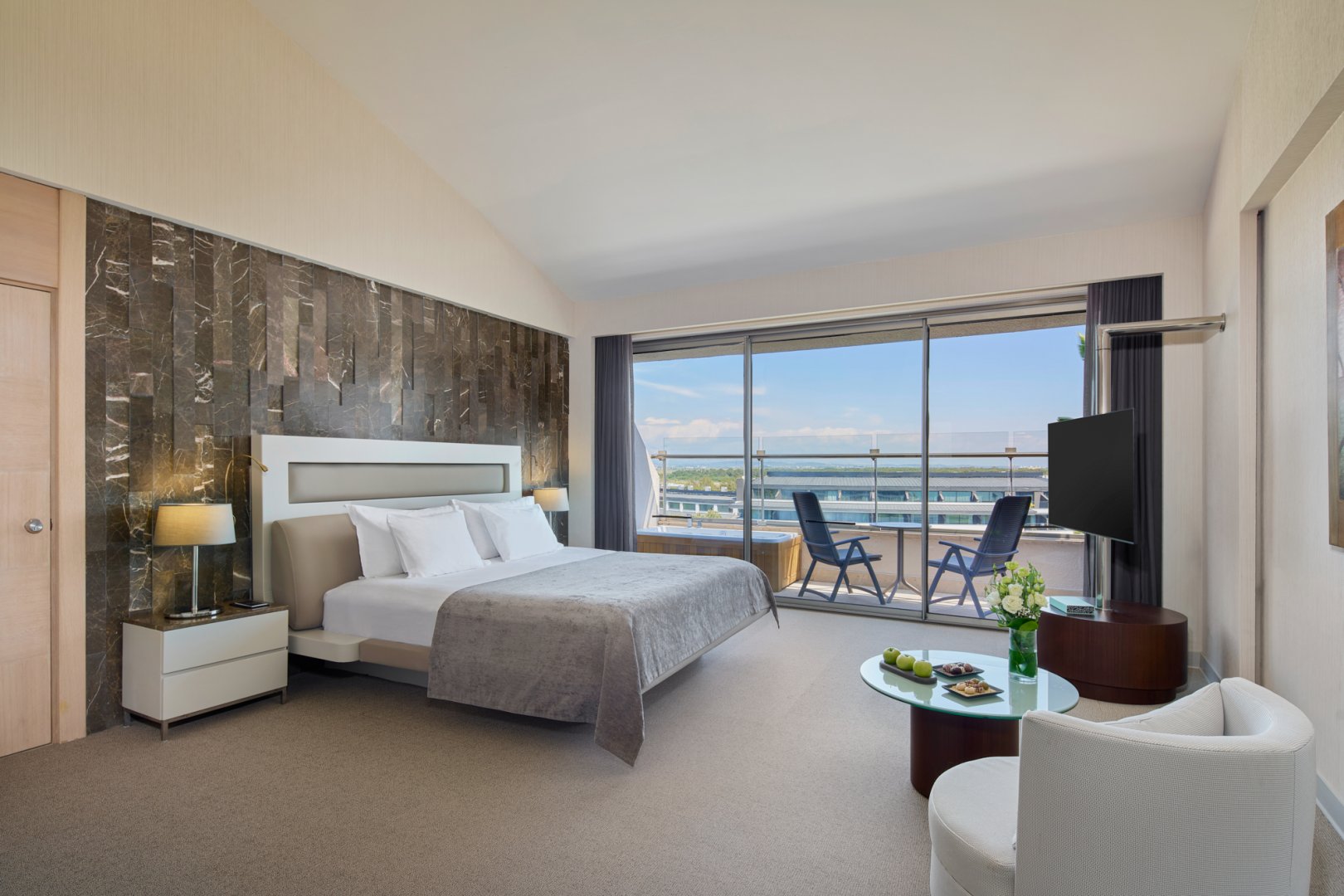 Family Suite Roof Sea