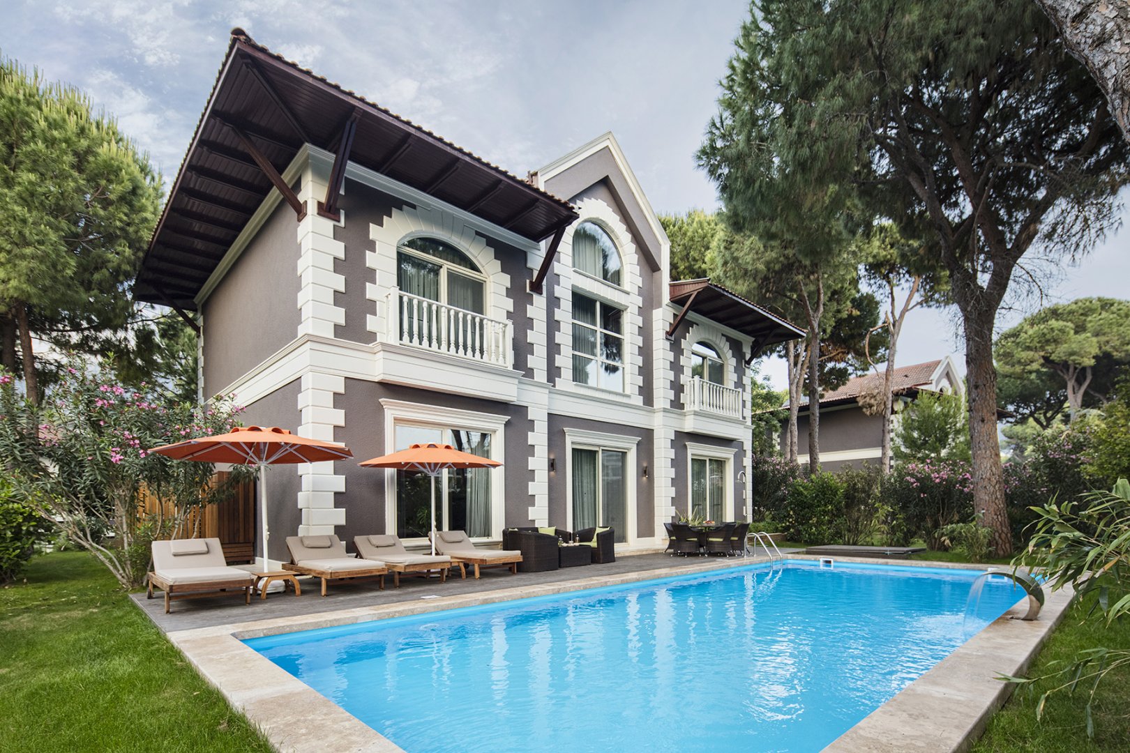 Albatross Villa Deluxe