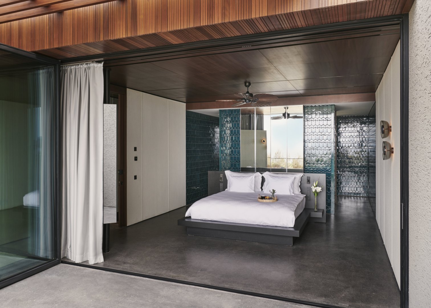 Maxx Laguna – 2 Bedrooms