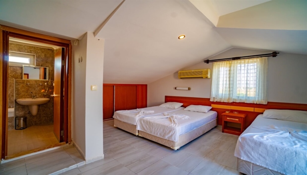 STANDART ÜÇ KİŞİLİK ODA