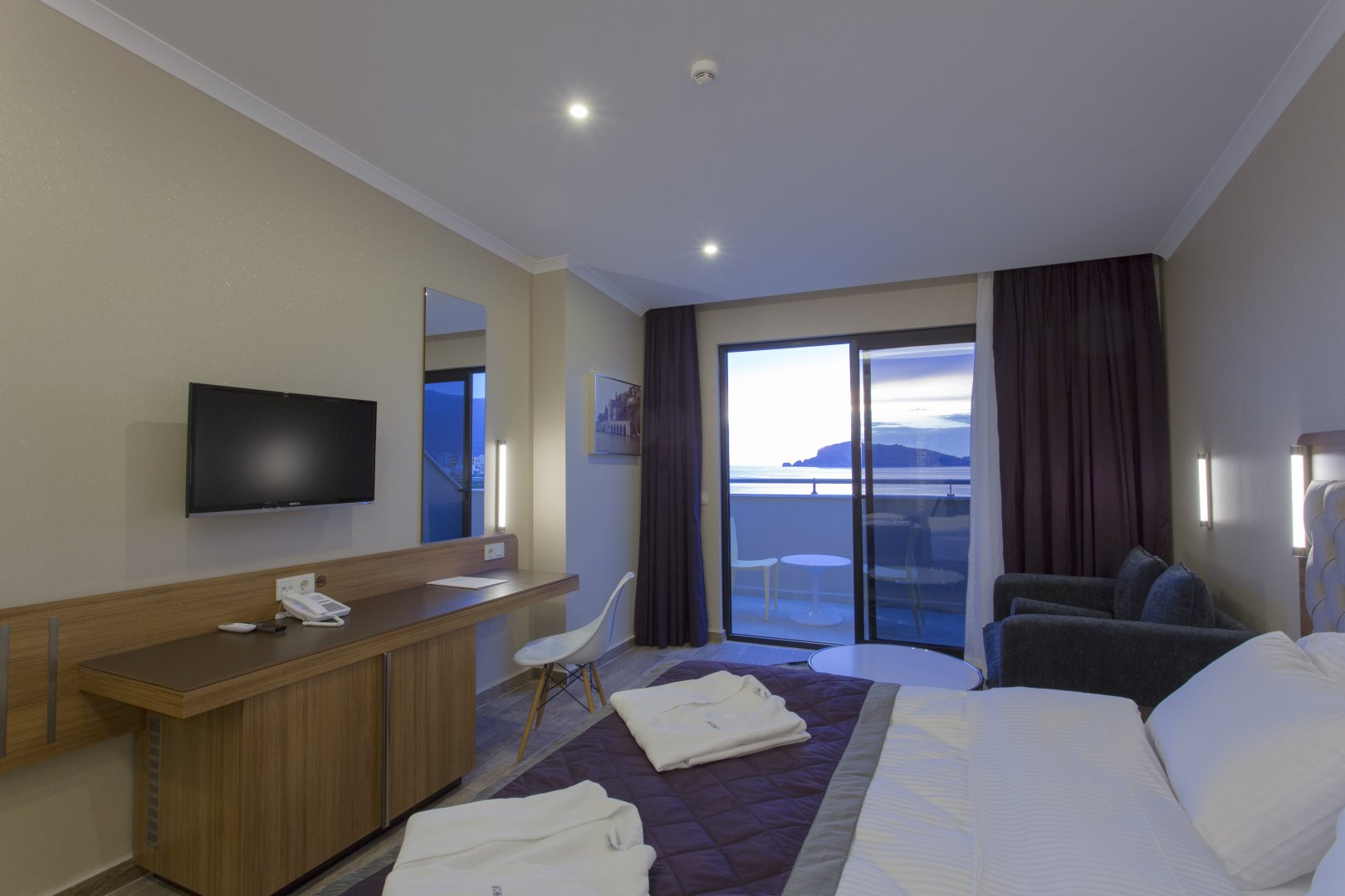 STANDARD ROOM SIDE SEA VIEW