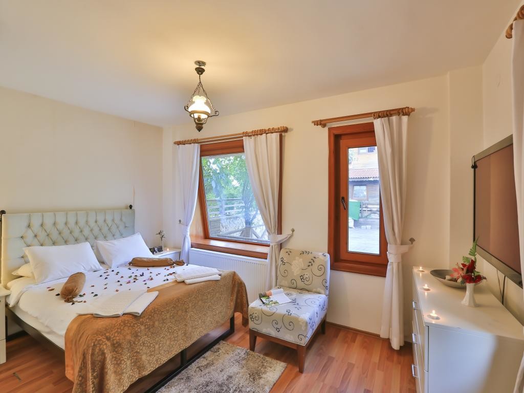 Standart Üç Kişilik Oda 