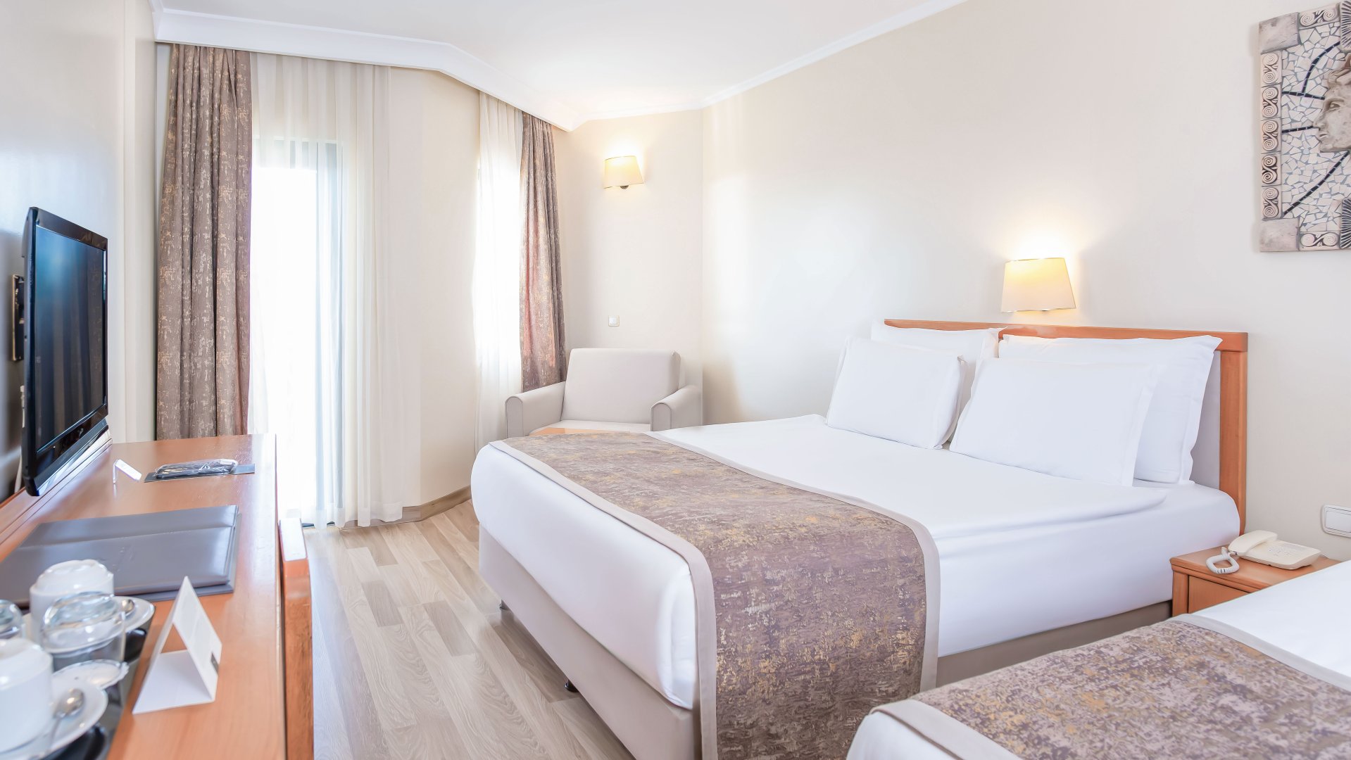 STANDARD SIDE SEA VIEW