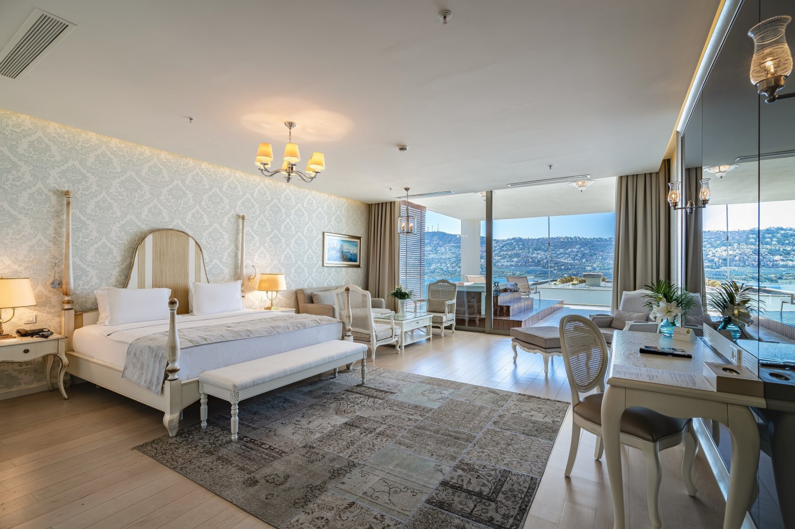 BODRUM SUITE WITH LIVING ROOM