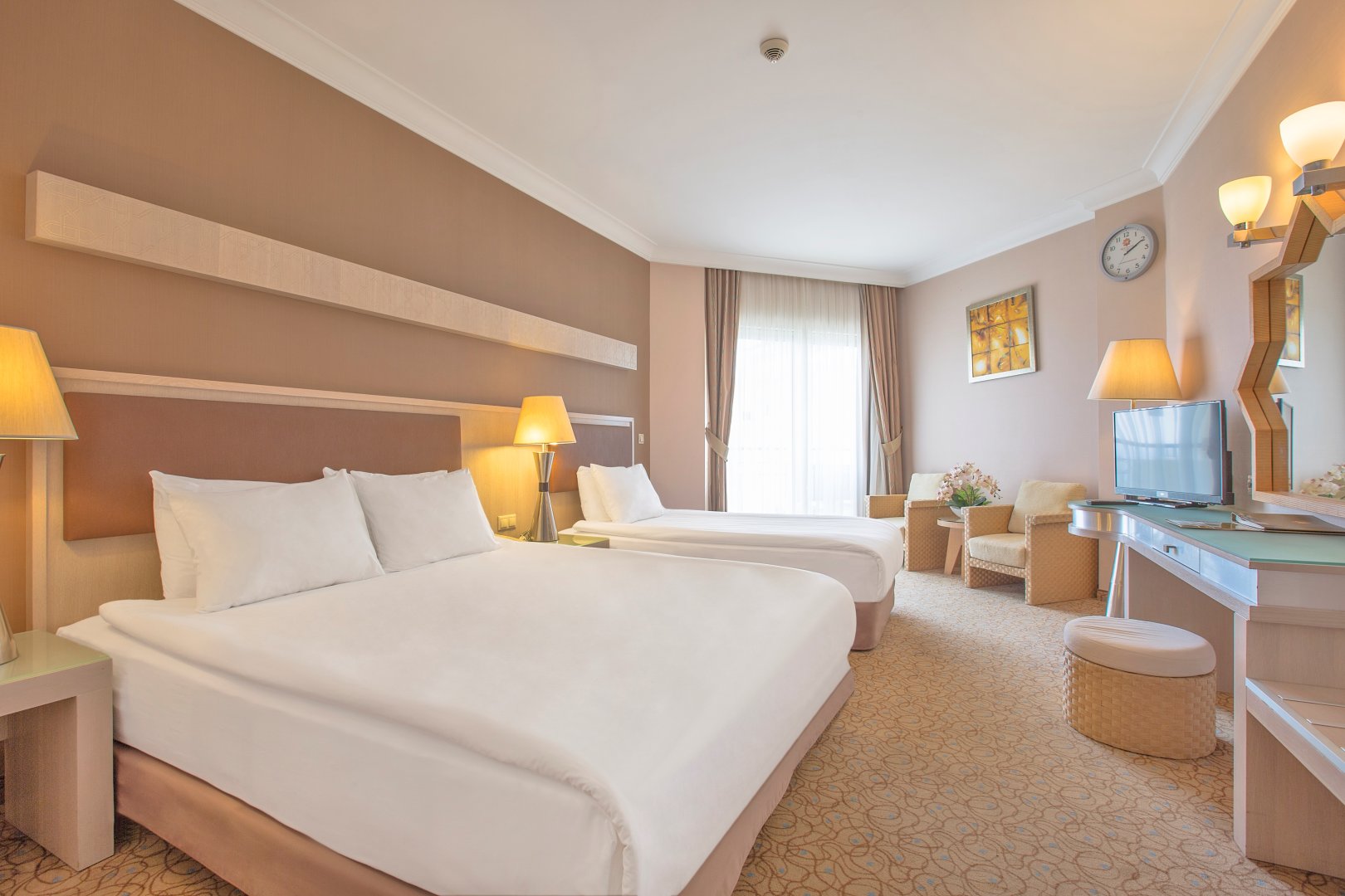 STANDARD ROOM SIDE SEA VIEW