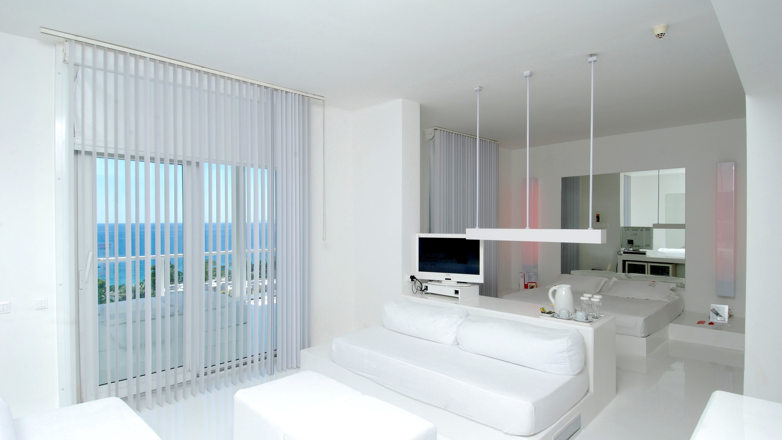 A TYPE SUIT DENİZ MANZARALI