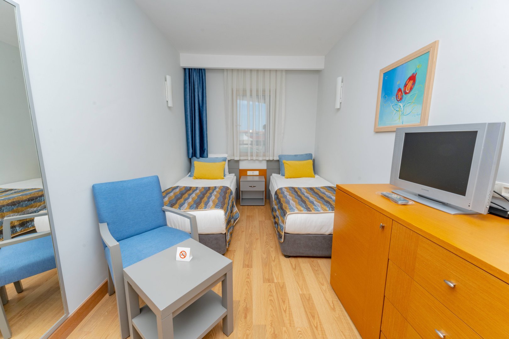 FAMILY SEA VIEW ROOM