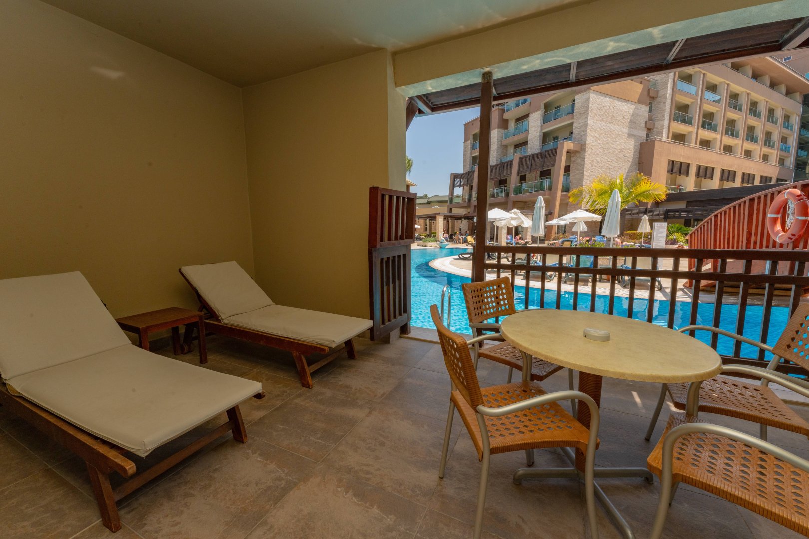 LAKE HOUSE POOL ACCESS ROOM