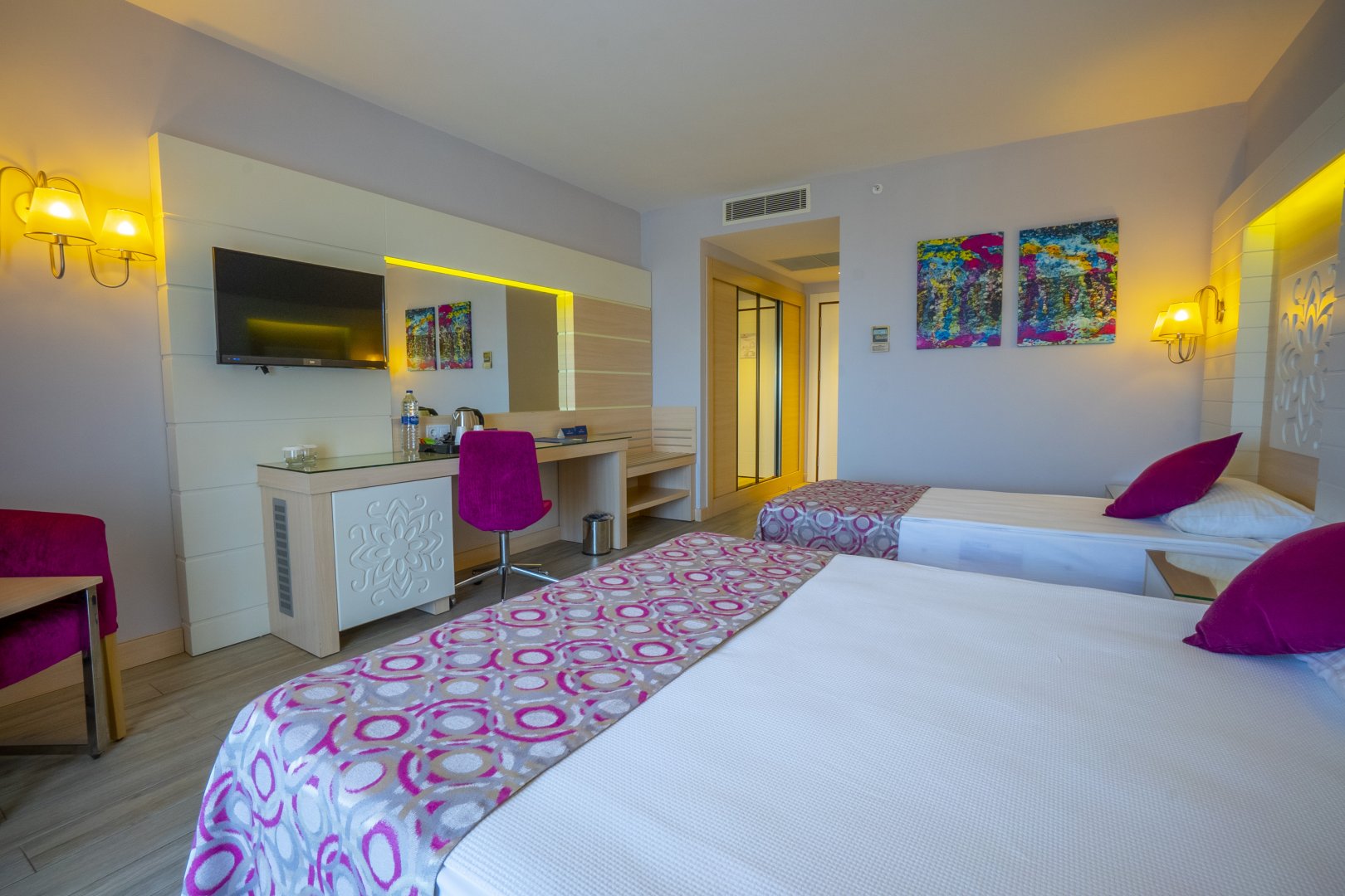 SUPERIOR ROOM LAND VIEW WITH BALCONY