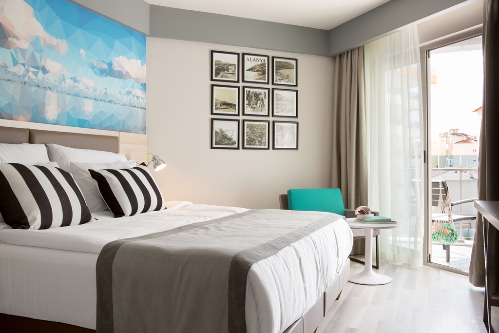 STANDARD ROOM SIDE SEA VIEW