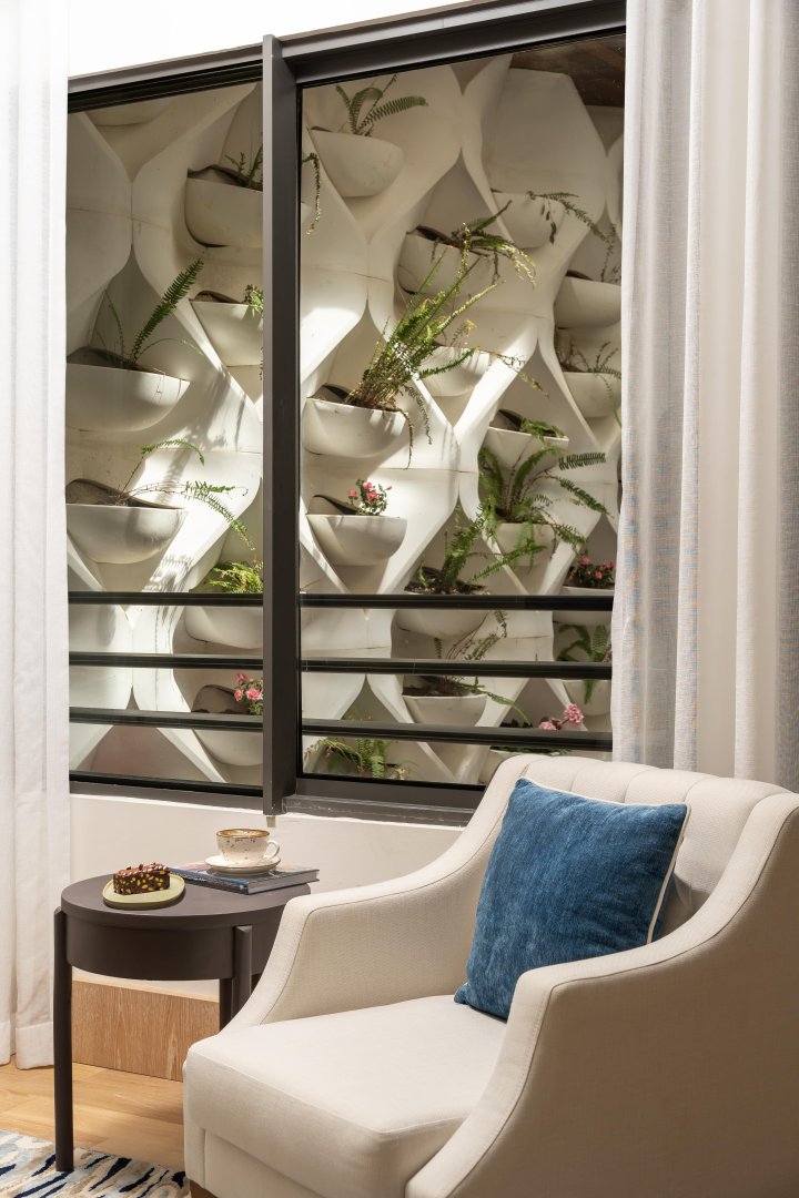 JUNIOR SUITE COURTYARD VIEW