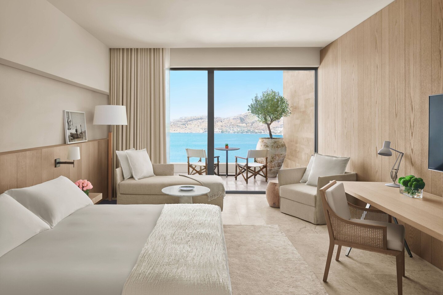 Deluxe Sea View Room