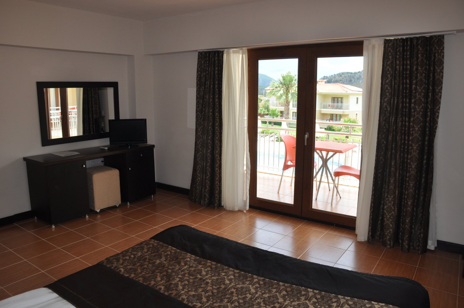 STANDARD ROOM WITH BALCONY 