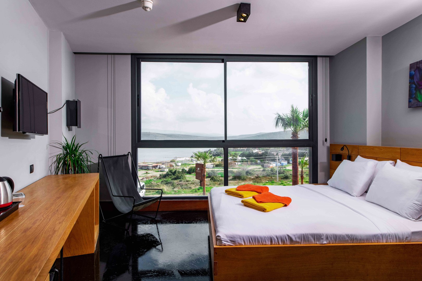 Deluxe Deniz veya Teras Manzaralı Oda