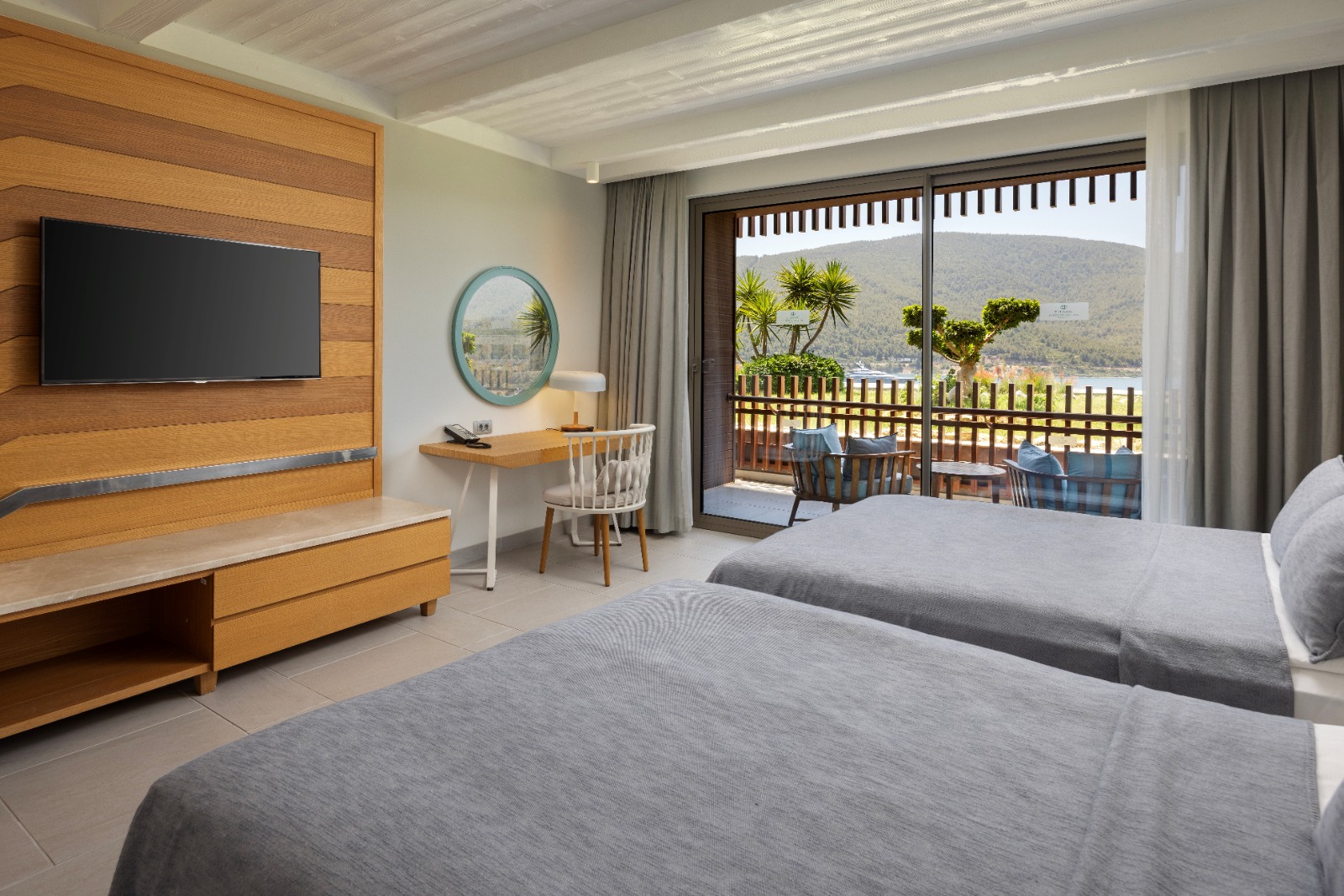 Standard Room Side Sea View