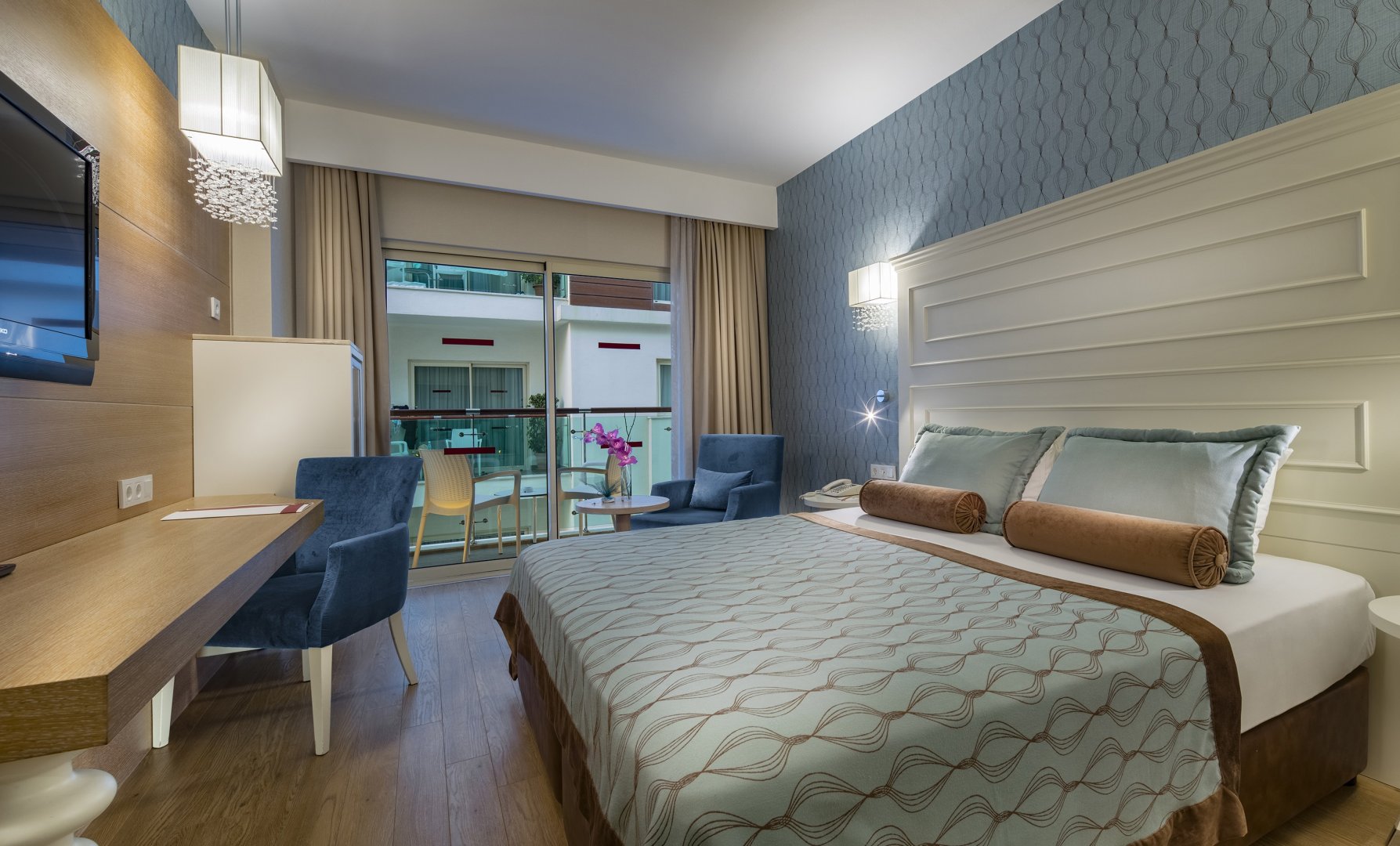 STANDARD ROOM LAND VIEW