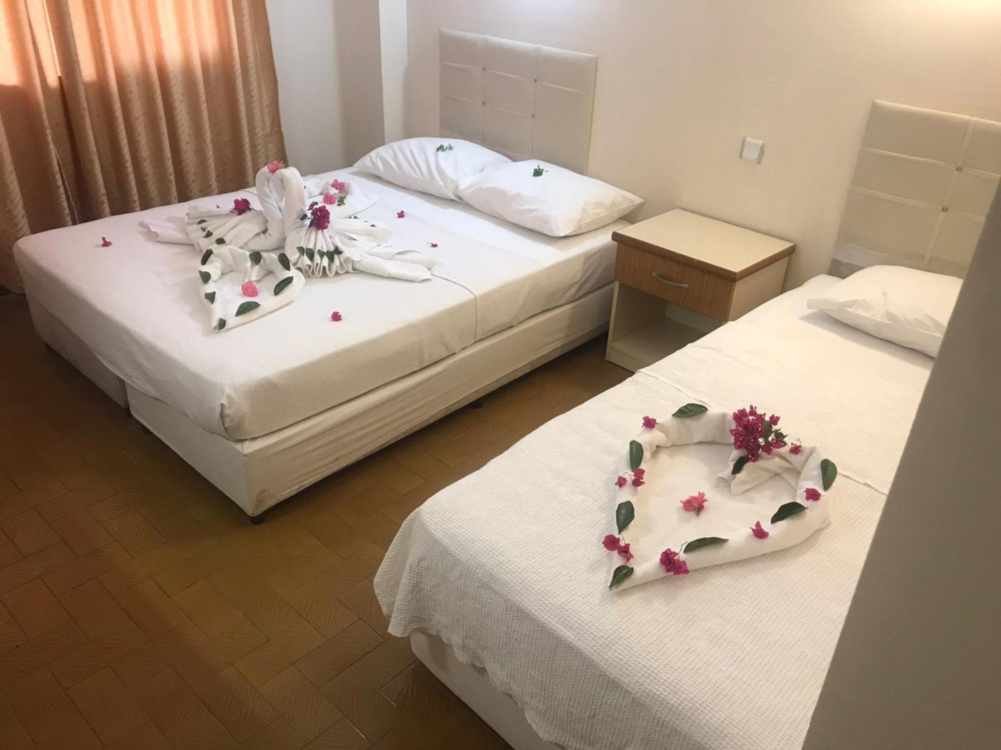 Standart Otel Odası