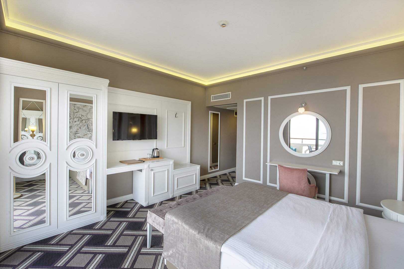 Standard Garden Room