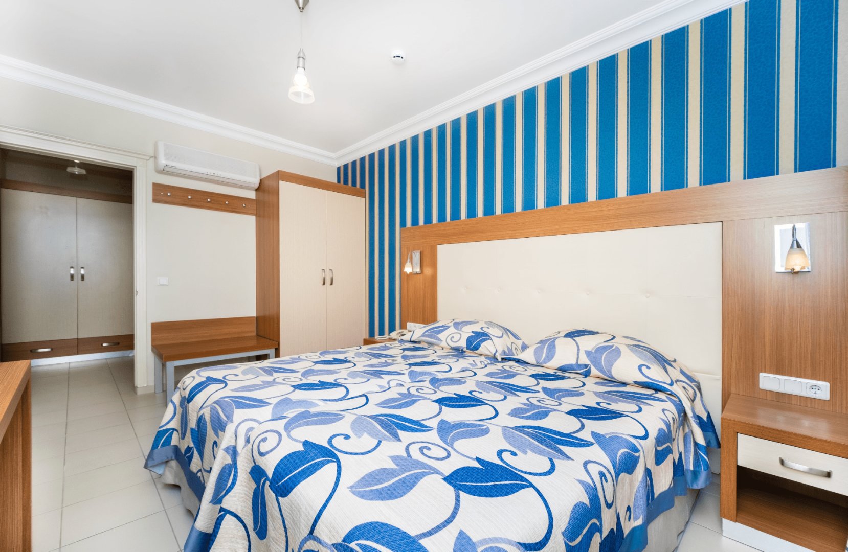 LAND VIEW SUITE ROOM