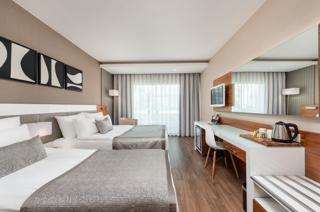 STANDARD ROOM LAND VIEW 