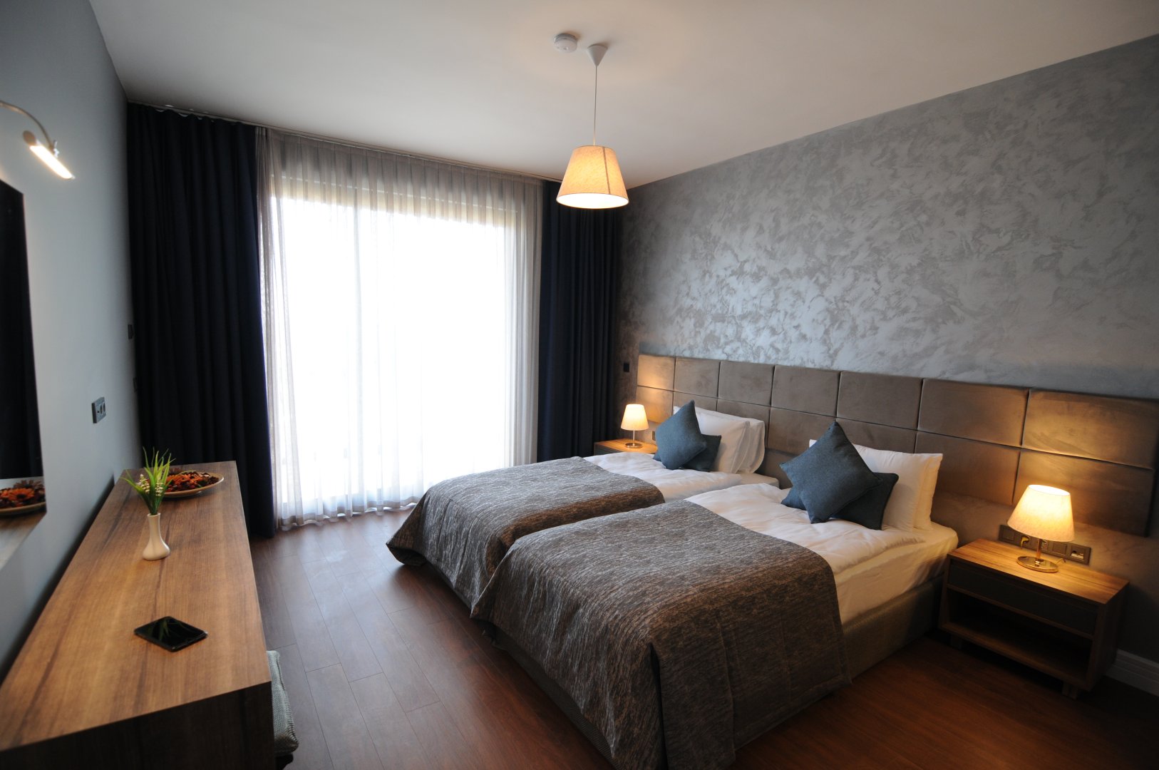 Villa Land View Room