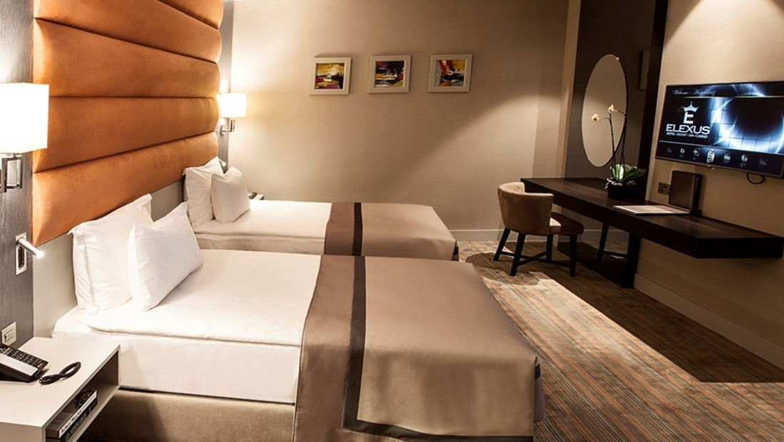 Kara Manzaralı Standart Oda