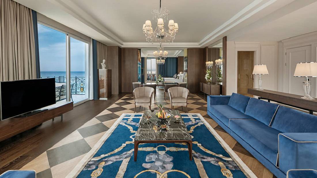 Deniz Manzaralı Royal Suit