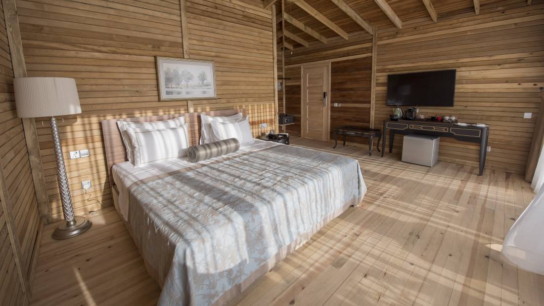 Royal Maldive Family Oda