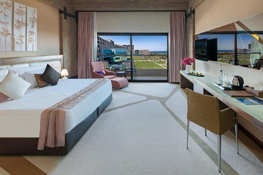 Ana Bina Deluxe 2 (Kısmı Deniz Manzaralı)