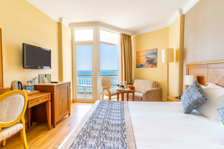 Anabina Direk Deniz Manzaralı Oda