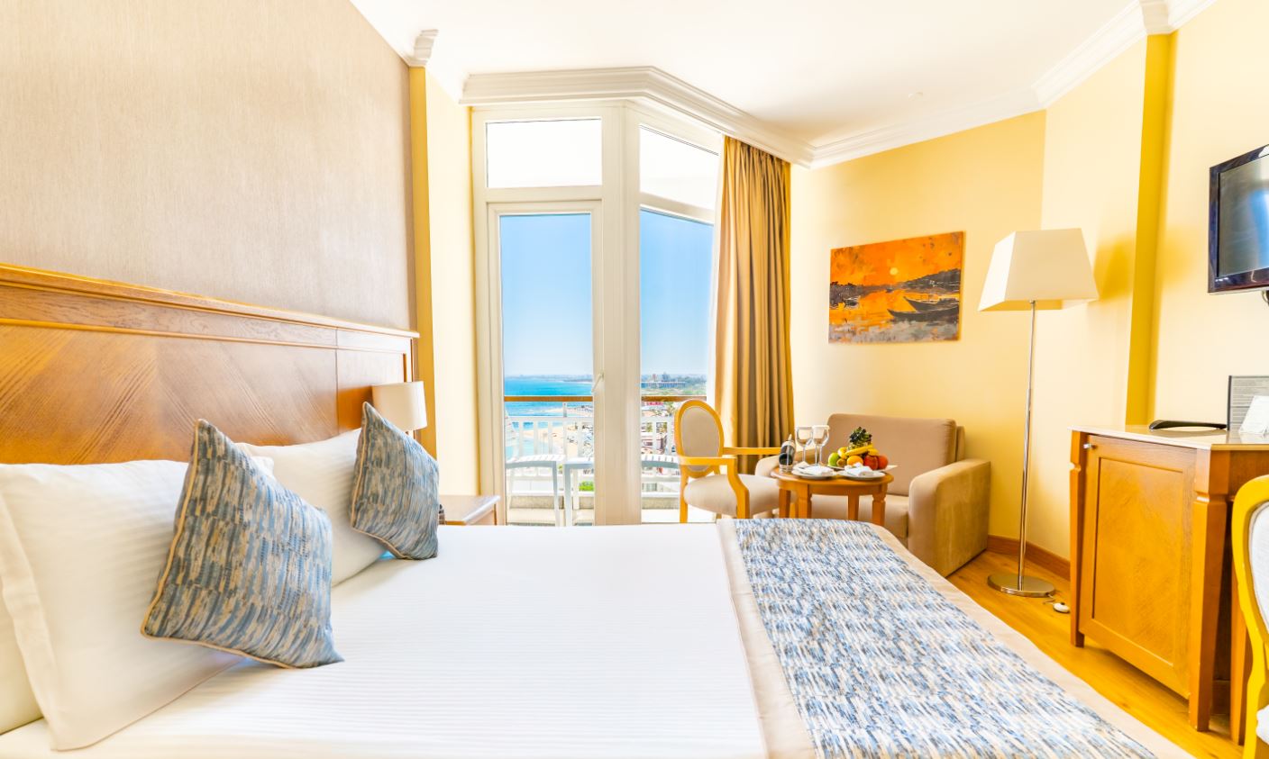 Anabina Deniz Manzaralı Oda