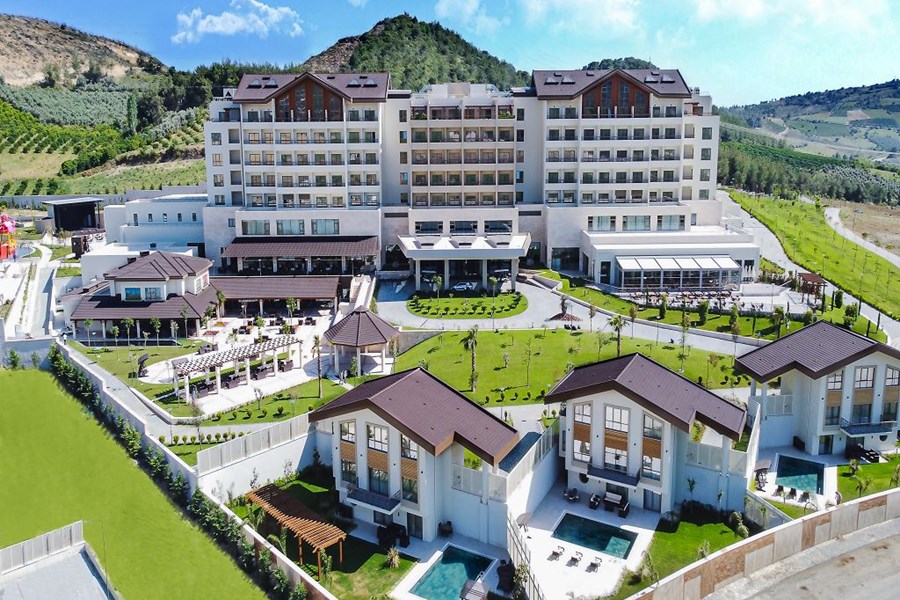 Bayram Tatilinde Termal Otellere Yoğun Turist Akını