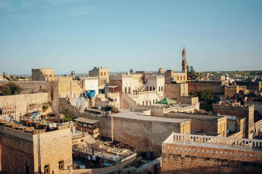 Dedeman, Midyat'taki Üçüncü Oteliyle Mardin'deki Varlığını Güçlendiriyor