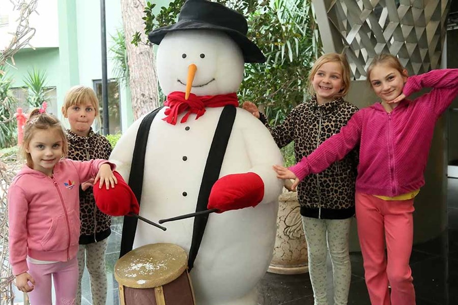 Noel Tatilinde Antalya’ya Akın Akın Turist Almanyadan 10 Bin Kişi Geldi