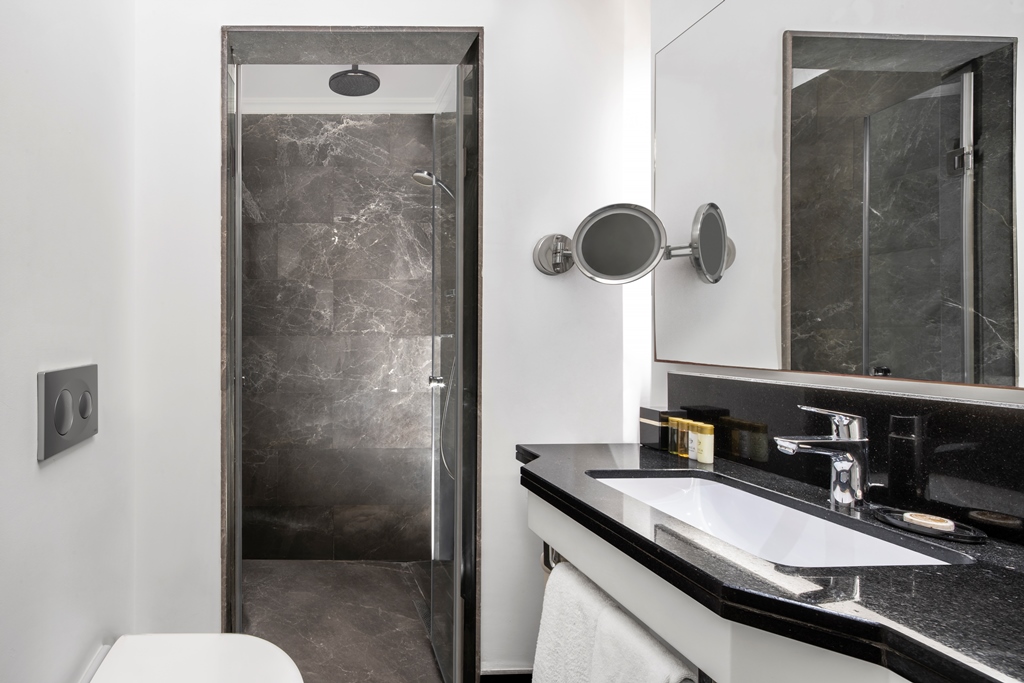 SUPERIOR DOUBLE ROOM TWIN