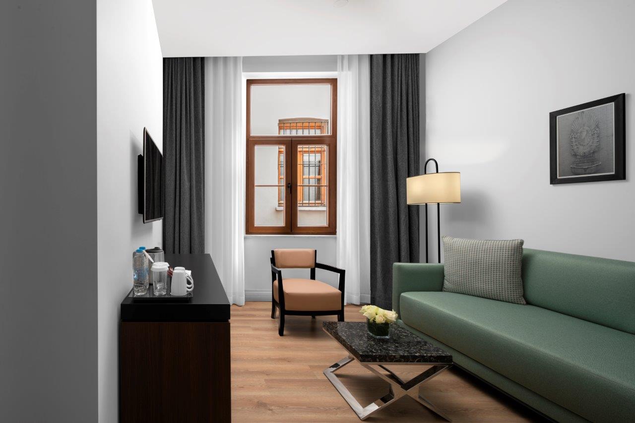 DELUXE SUITE NO VIEW TWIN