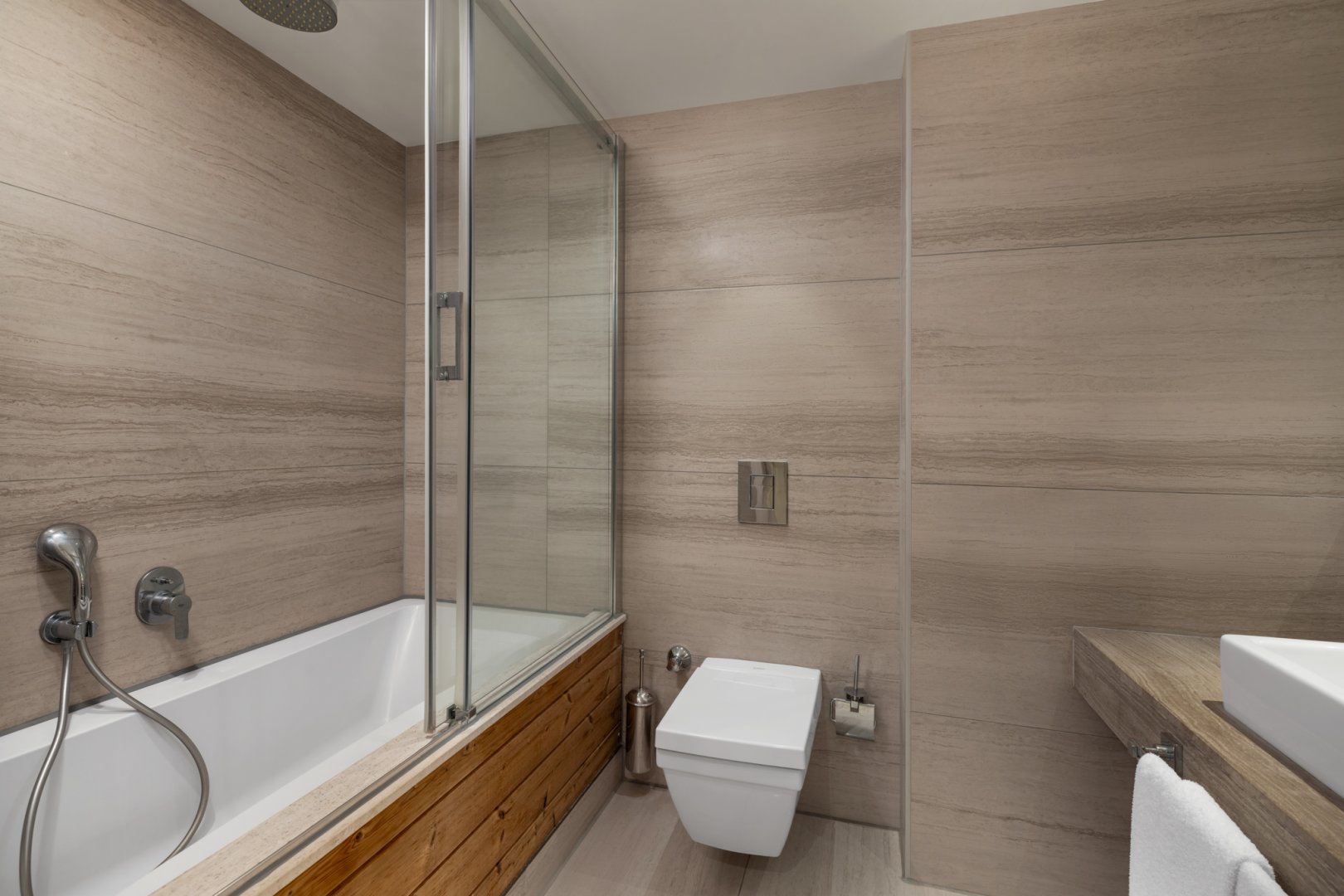 STANDARD DBL4 SIDE SEA VIEW  (MIXED AREA)