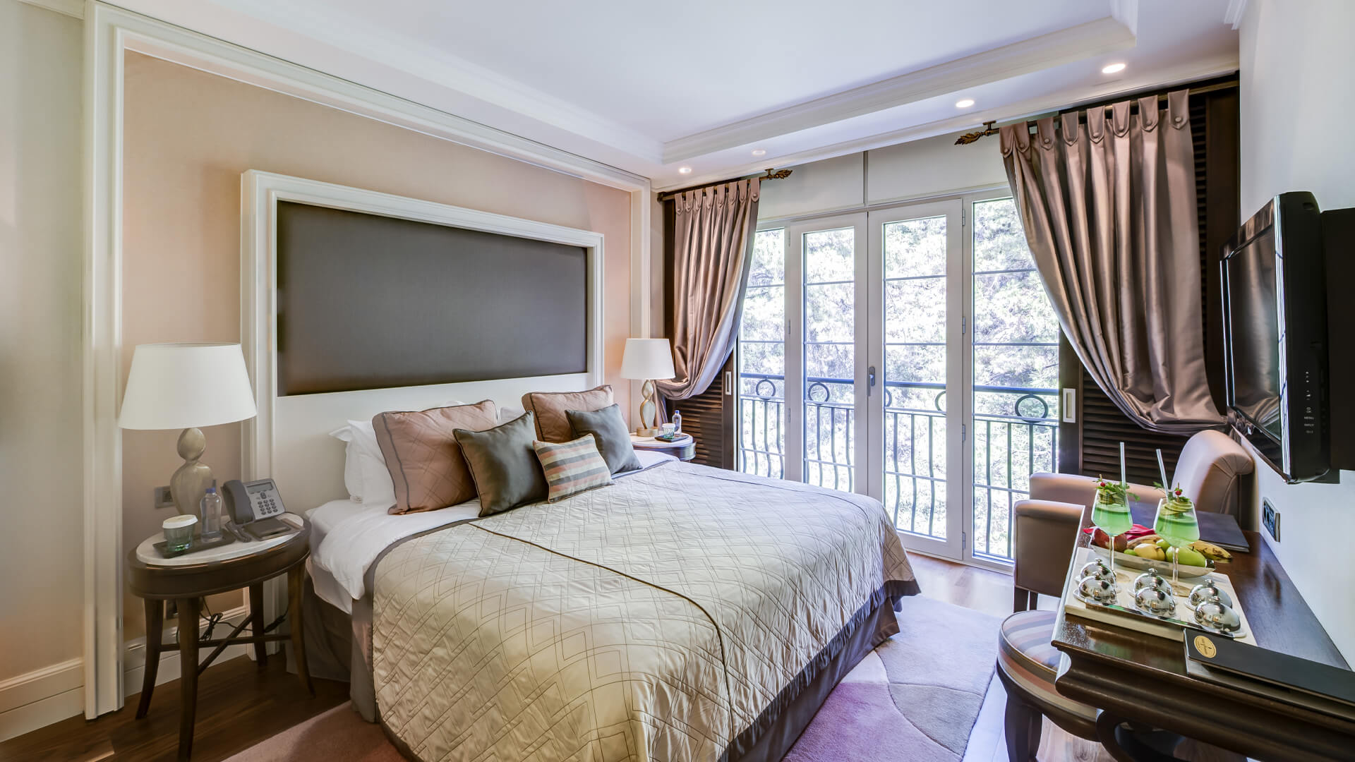 FAMILY CONNECTION SEAVIEW