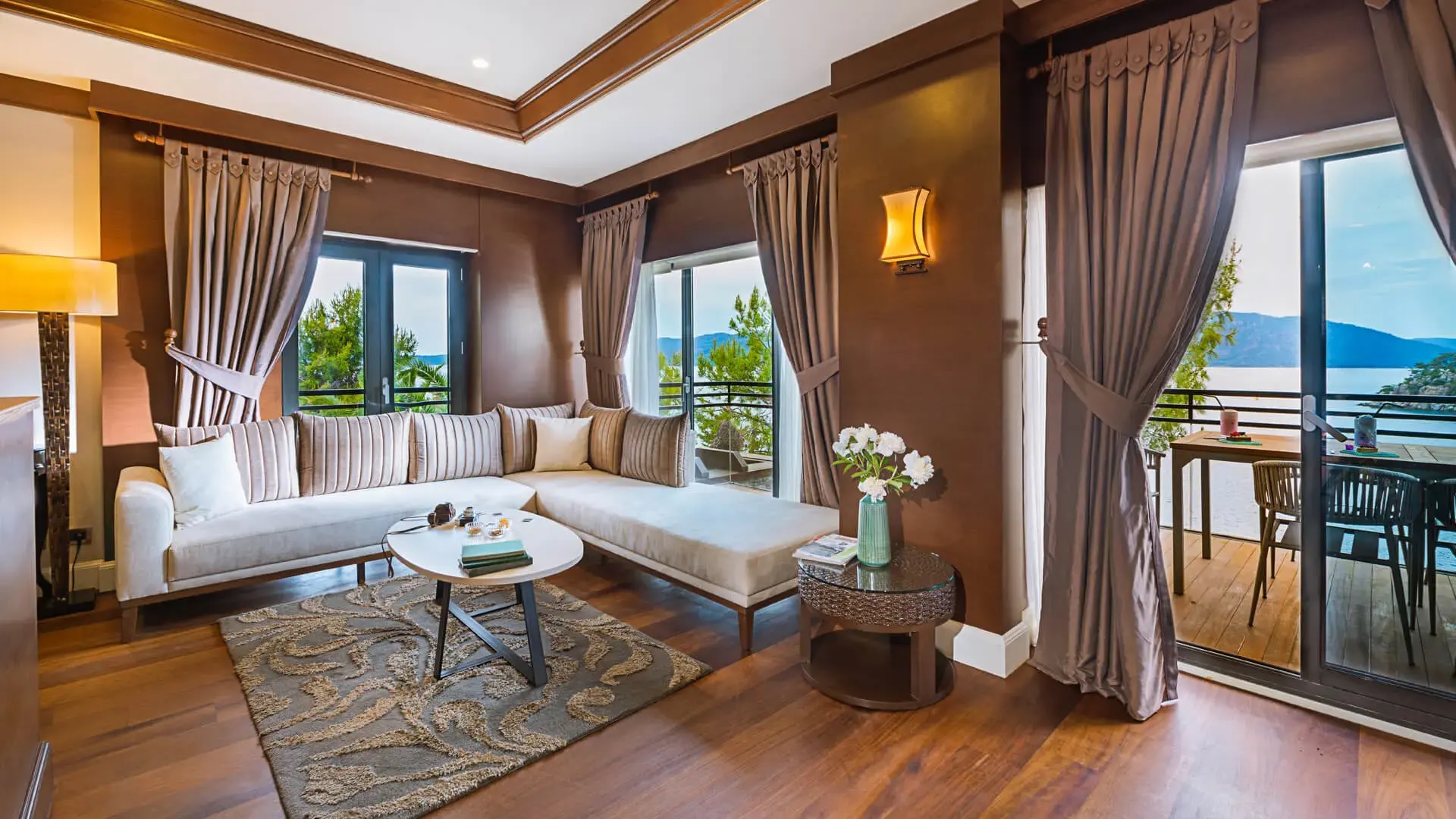 VILLA DOUBLEX SEAVIEW WITH POOL