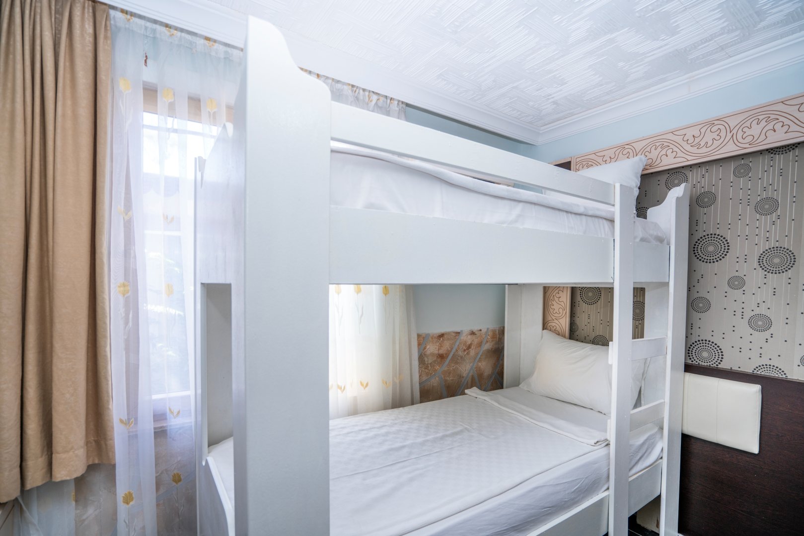 GARDEN BUNKBED ROOM