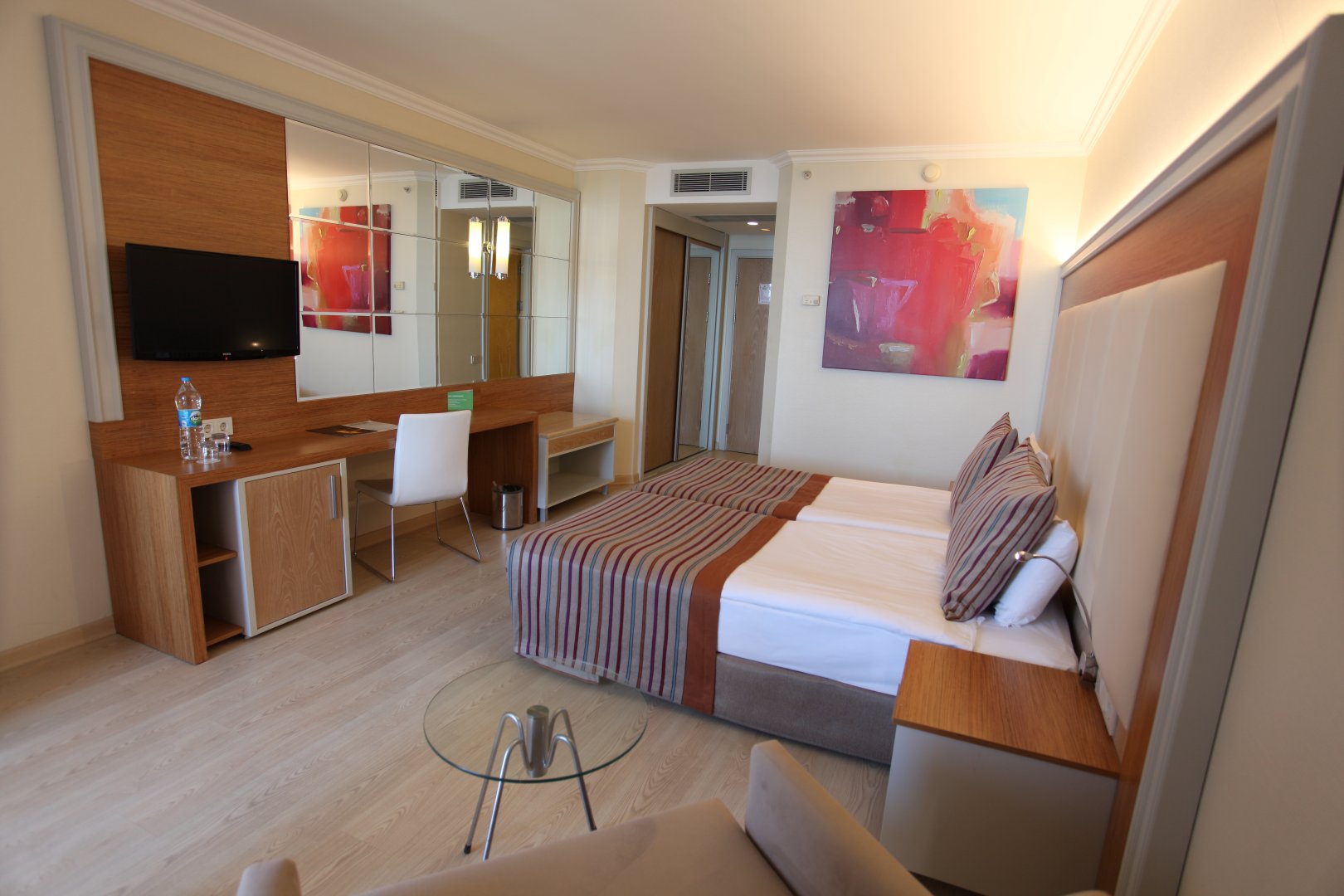 STANDART ROOM LAND STREET VIEW