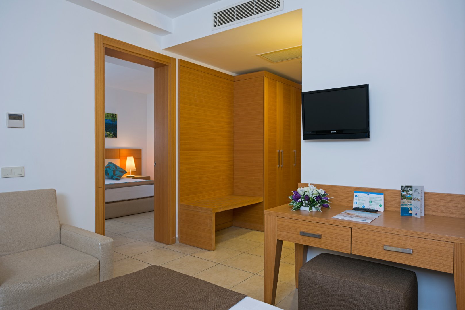 SUPERIOR FAMILY ROOM