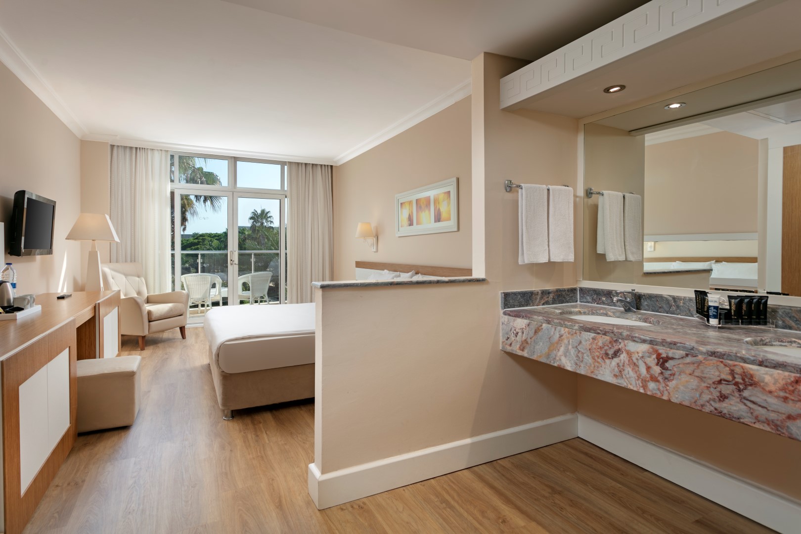 STANDARD ROOM SIDE SEA VIEW